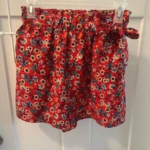Floral Red Tie-Waist Shorts M